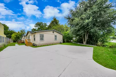 1074 South Lane #A-B, Houston, TX 77088 - Photo 32