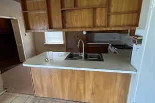 803 Shawnee St, Houston, TX 77034 - Photo 8