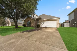 5723 Painted Trail Dr, Houston, TX 77084 - Photo 2