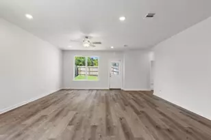 305 Rockbridge Dr, Huntsville, TX 77340 - Photo 26