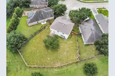 450 Sandstone Creek Lane, Dickinson, TX 77539 - Photo 22