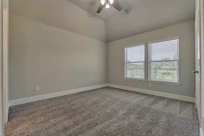 10660 Red Tail Place, Conroe, TX 77385 - Photo 32