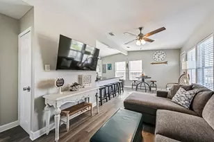 4126 Reeves Dr, Galveston, TX 77554 - Photo 26