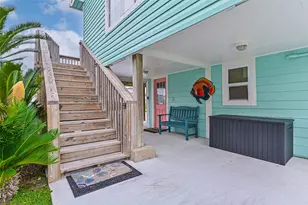 4126 Reeves Dr, Galveston, TX 77554 - Photo 1