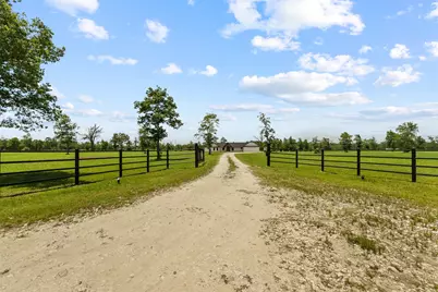 565 Brushy Creek Drive, Onalaska, TX 77360 - Photo 2