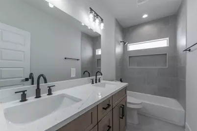 9313 Jutland Road, Houston, TX 77033 - Photo 26