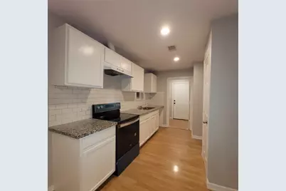 7608 E Magnolia Street #B, Houston, TX 77012 - Photo 12