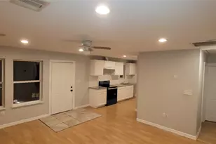 7608 E Magnolia St, Houston, TX 77012 - Photo 16