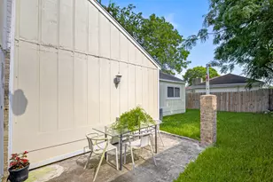 11562 Bellspring Dr, Houston, TX 77072 - Photo 38