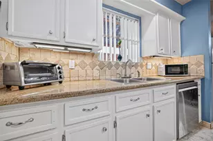 11562 Bellspring Dr, Houston, TX 77072 - Photo 12