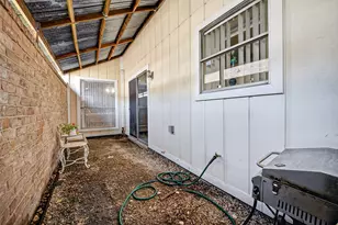 11562 Bellspring Dr, Houston, TX 77072 - Photo 34