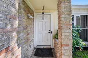 11562 Bellspring Dr, Houston, TX 77072 - Photo 4