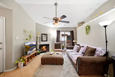 2121 Hepburn Street #820, Houston, TX 77054 - Photo 6