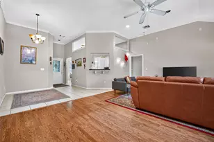 509 Cactus Dr, Conroe, TX 77385 - Photo 2