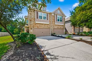 110 Cheswood Manor Drive, The Woodlands, TX 77382 - Photo 2