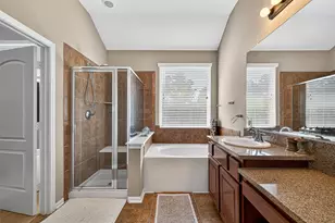 110 Cheswood Manor Drive, The Woodlands, TX 77382 - Photo 28