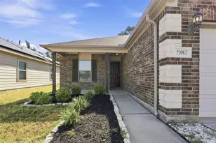 21002 Twining Rose Ln, Tomball, TX 77377 - Photo 2