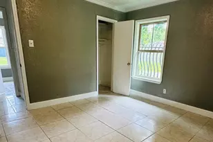 7347 Remegan Rd, Houston, TX 77033 - Photo 30