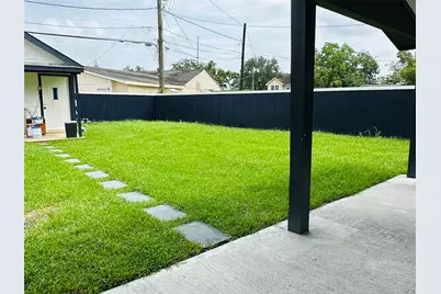 7347 Remegan Road, Houston, TX 77033 - Photo 34