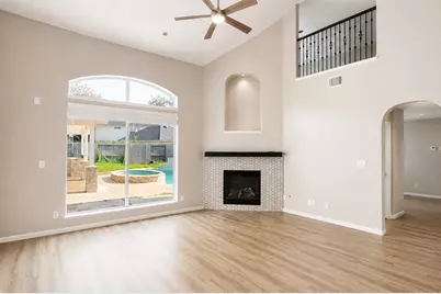3906 Lakeridge Canyon Drive, Sugar Land, TX 77498 - Photo 8