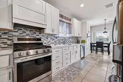 8811 Sun Haven Lane, Pearland, TX 77584 - Photo 18