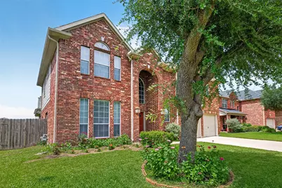 8811 Sun Haven Lane, Pearland, TX 77584 - Photo 2