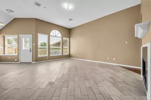 1046 Willersley Ln, Channelview, TX 77530 - Photo 6