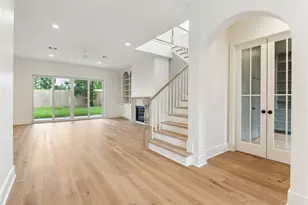 1335 Gardenia Dr, Houston, TX 77018 - Photo 16