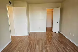 8433 Hearth Dr, Houston, TX 77054 - Photo 10