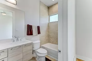 2705 St Emanuel St, Houston, TX 77004 - Photo 42