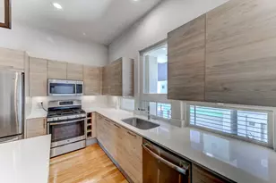 2705 St Emanuel St, Houston, TX 77004 - Photo 22