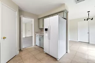 1824 Lazy Creek Ln, Pearland, TX 77581 - Photo 10