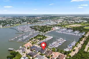 4 Mariners Ln, Kemah, TX 77565 - Photo 2