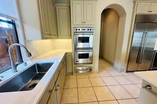 4 Mariners Ln, Kemah, TX 77565 - Photo 18