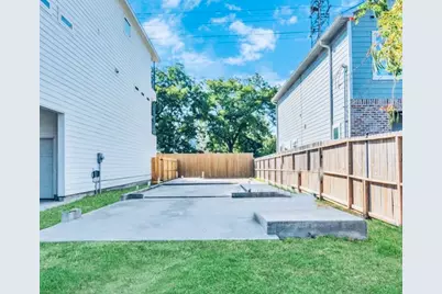 3017 Elysian Street, Houston, TX 77009 - Photo 2