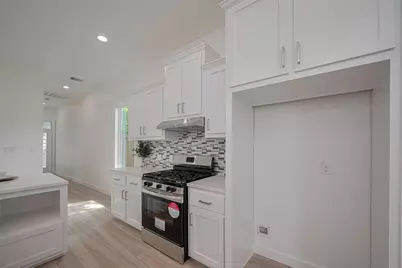 7307 W Knoll Street, Houston, TX 77028 - Photo 14