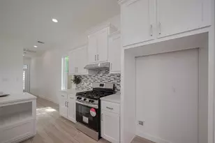 7307 W Knoll St, Houston, TX 77028 - Photo 14