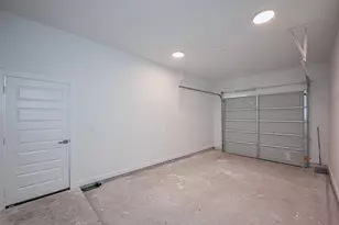 7307 W Knoll St, Houston, TX 77028 - Photo 30