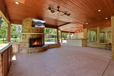 10965 Lake Forest Drive, Conroe, TX 77384 - Photo 44