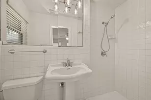 1835 Seaspray Ct, Houston, TX 77008 - Photo 24