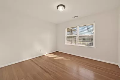 1835 Seaspray Court, Houston, TX 77008 - Photo 18