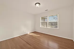 1835 Seaspray Ct, Houston, TX 77008 - Photo 18