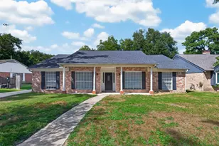1319 Forsythe Ln, Houston, TX 77073 - Photo 4