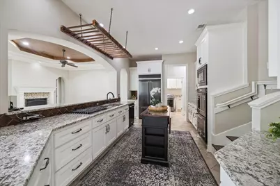 15 Forest Green Trail, Kingwood, TX 77339 - Photo 18