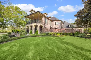 15 Forest Green Trail, Kingwood, TX 77339 - Photo 2