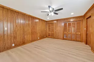 729 Loggins Dr, West Columbia, TX 77486 - Photo 18
