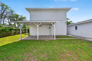 729 Loggins Dr, West Columbia, TX 77486 - Photo 28