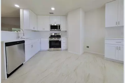 14122 Country Manor Drive, Sugar Land, TX 77498 - Photo 6