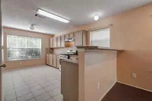 11956 Braes Park Dr, Houston, TX 77071 - Photo 6