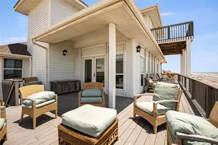 4230 Maison Rouge Ct, Galveston, TX 77554 - Photo 10